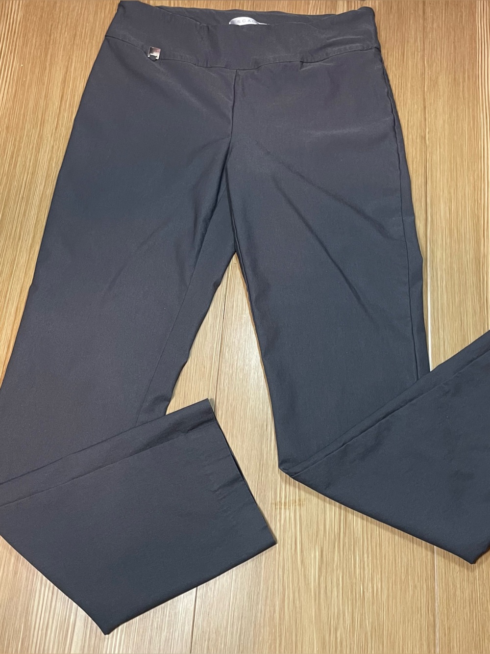 S.C. & CO. Women's Stretch Pull On Dress Pants Charcoal Grey Size 10